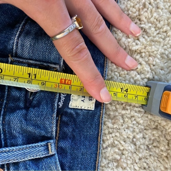 Citizens of Humanity Women’s Claudette Jean Shorts Blue Size 26 Cut Off - Picture 5 of 11